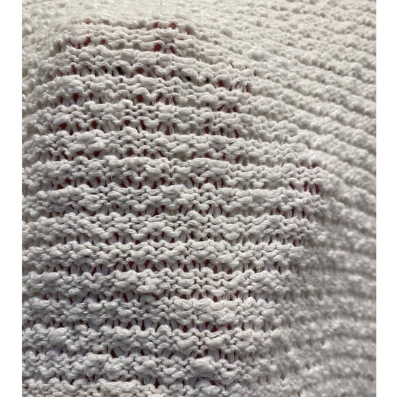 Abercrombie & Fitch Cream Delicate Weave Cable Sweater - Size Large - Picture 7 of 11